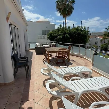 Exclusive Master Apartment